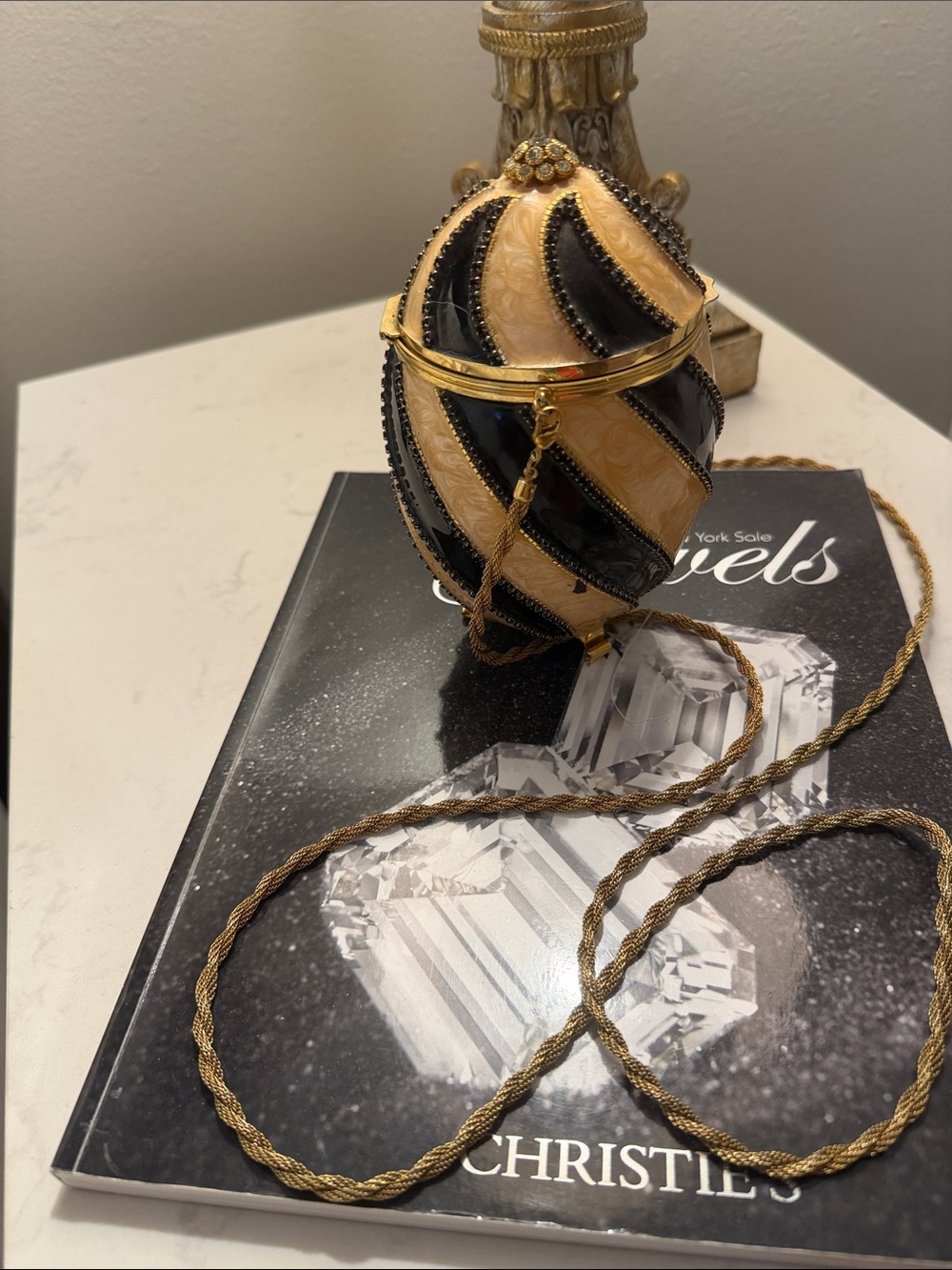 Vivian Alexander®️ “Duchess” signed limited edition minaudière with Gold Chain